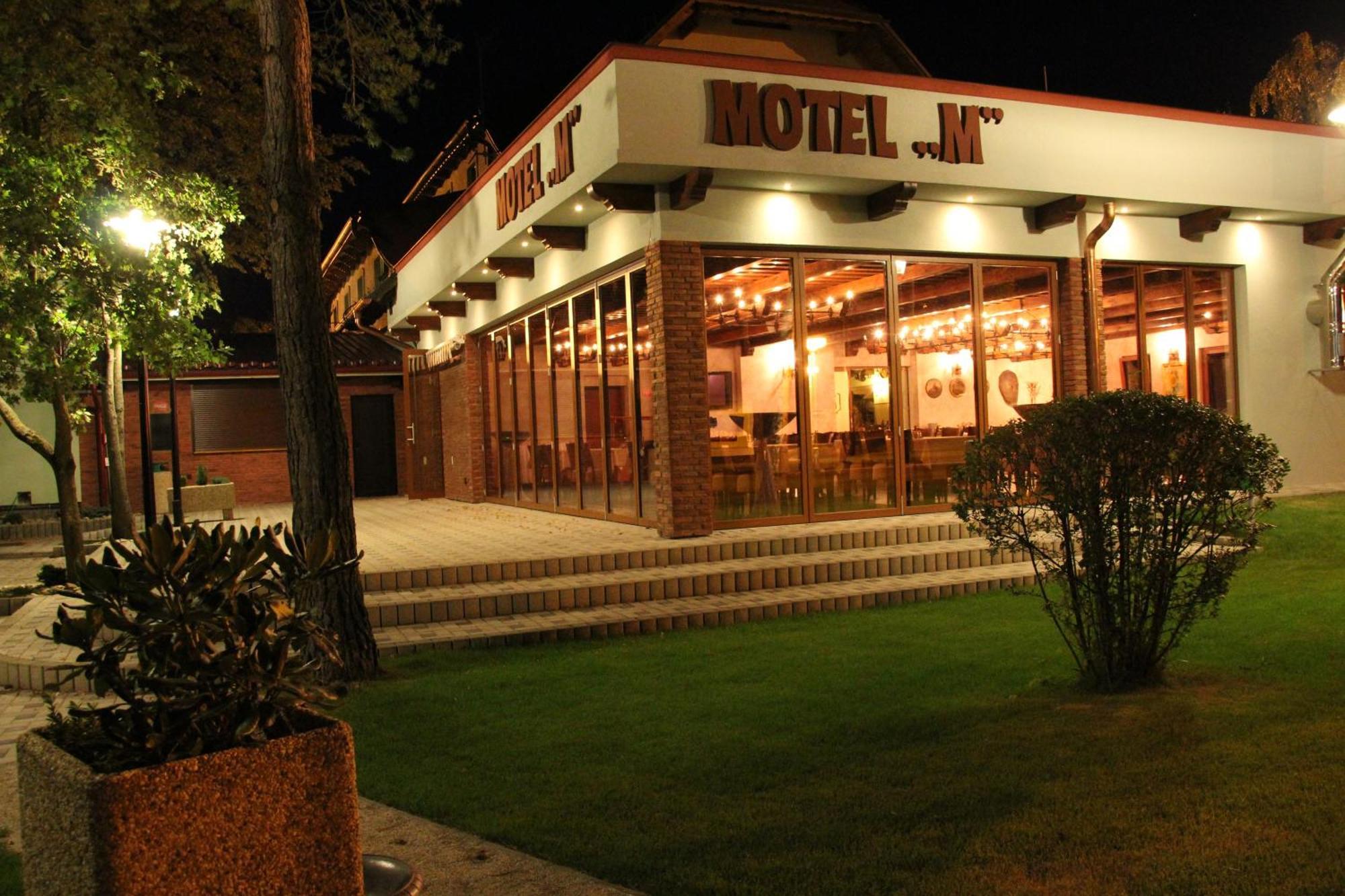Motel M Malacky Zewnętrze zdjęcie